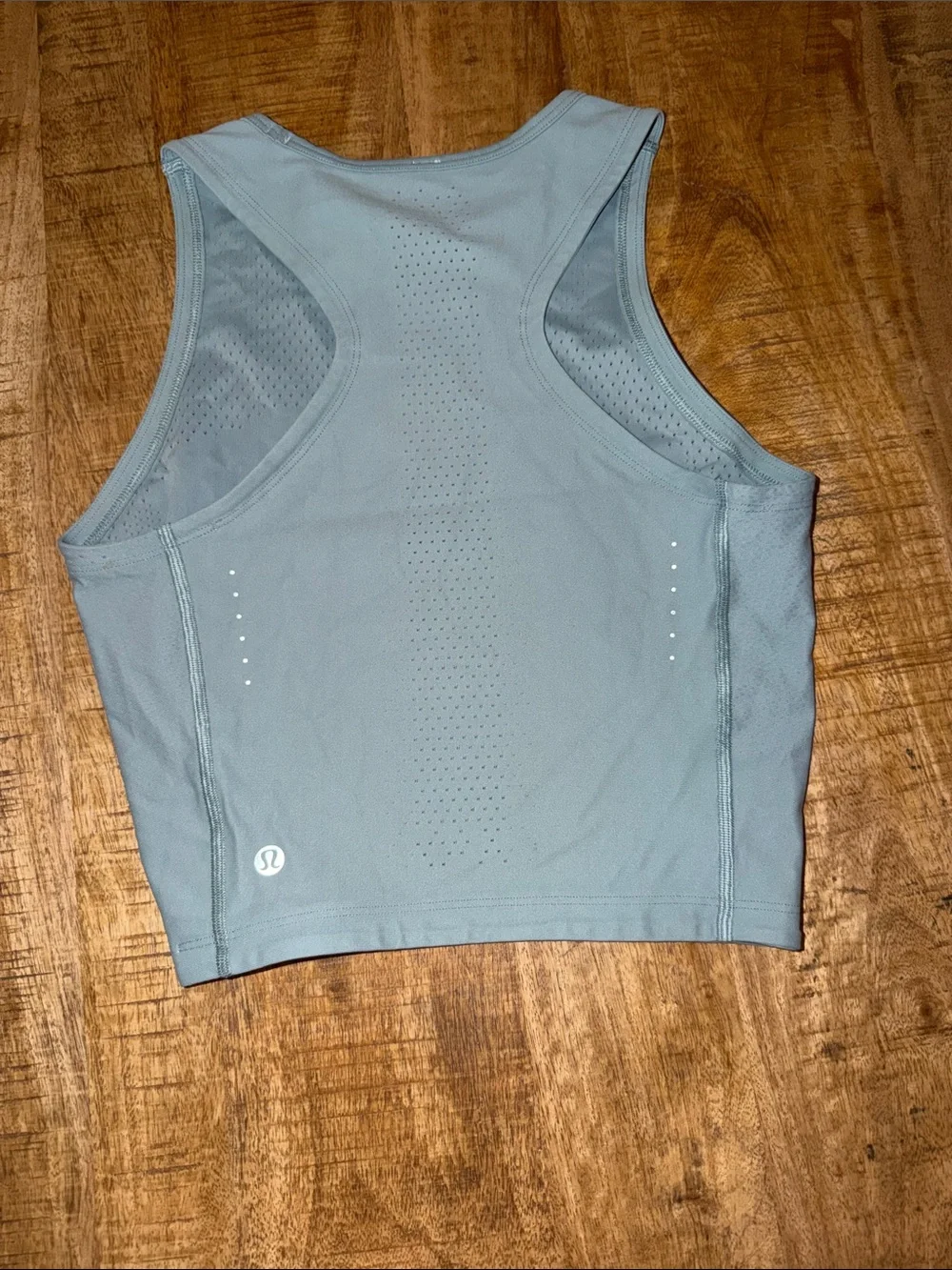lululemon athletica light blue sleeveless crop tank